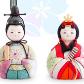 春雨のような温かくも涼しげな雛人形